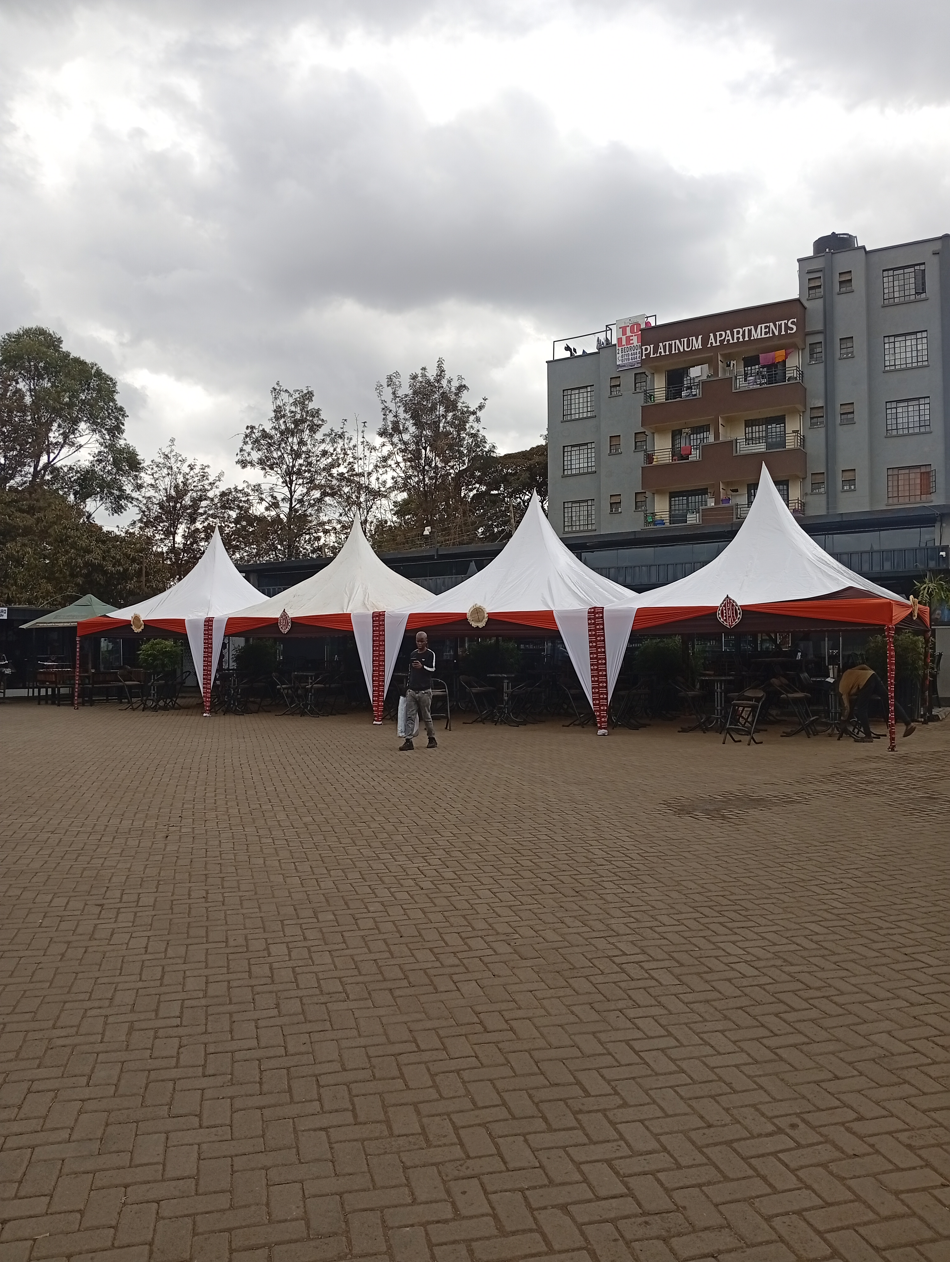 Traditional Décor at The Coin Bar & Grill, Eastern Bypass photo 1